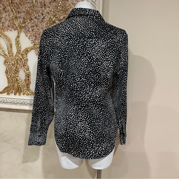 Worthington Black and White Button Down Shirt - Picture 2 of 8